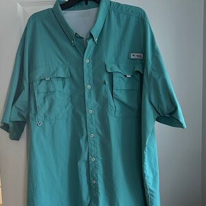 Columbia Teal Short-Sleeve Button-Down Fishing Shirt Missing Size Tag XXL